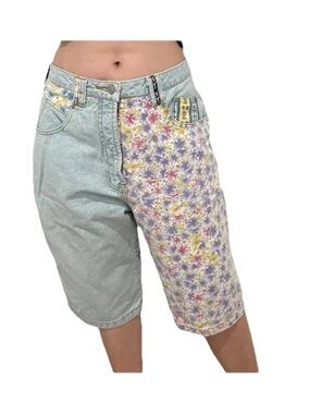 No! Vintage Floral Panel High-Waist Denim Shorts - Pastel Floral